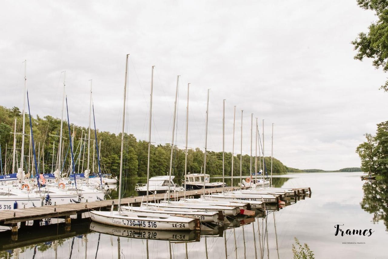 Chalkos Yacht Club Hotel Lubiatow  Exterior photo